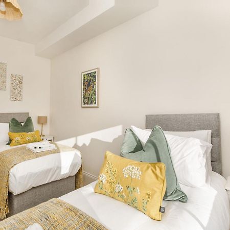 Modern 3 Bed Beautiful House In York Villa Екстериор снимка